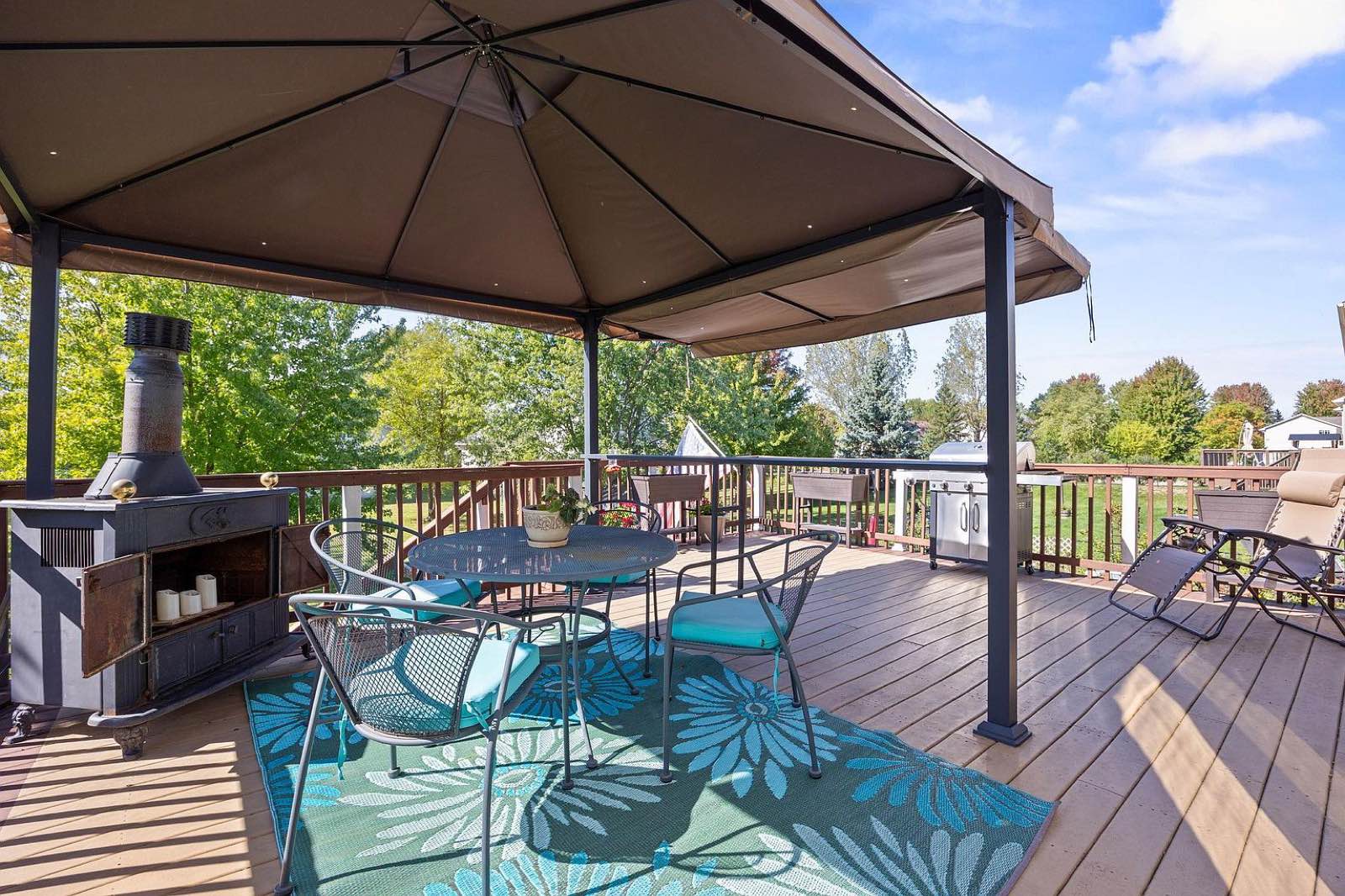 Deck